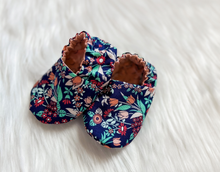 Load image into Gallery viewer, Slip-on baby shoes