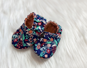 Slip-on baby shoes