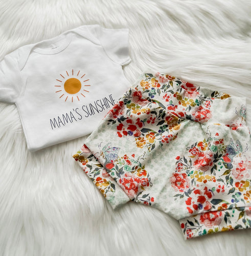 Delicate Floral Off White Bummies Outfit