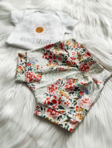 Delicate Floral Off White Bummies Outfit