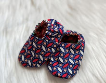 Load image into Gallery viewer, Slip-on baby shoes